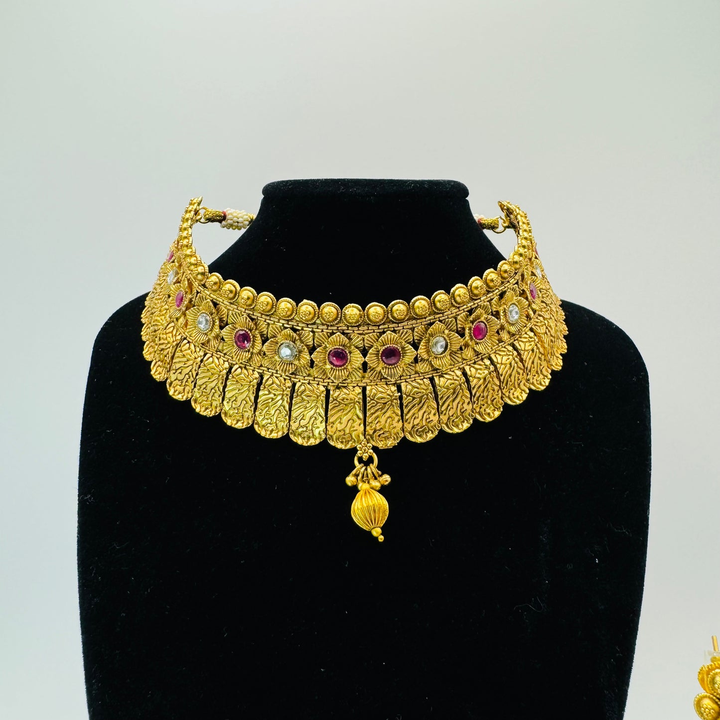 Exact Gold Look Choker for Weddings - Radiant Indian Jewelry in USA