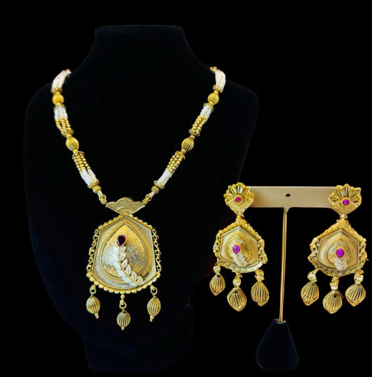 White Mala Gold Set Long - Timeless Elegance in Indian Jewelry, USA