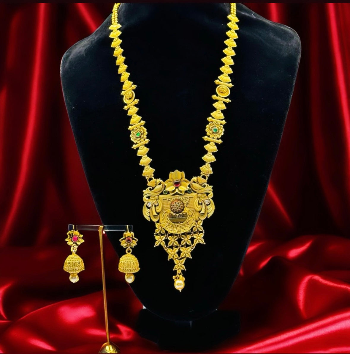 Antique Gold Long Set - Vintage Elegance in Indian Jewelry, USA