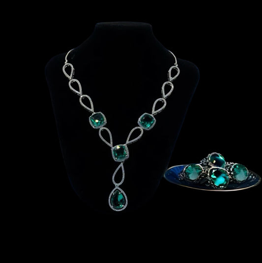 Green Diamond Elegant Necklace - Exquisite Sophistication in Indian Jewelry, USA