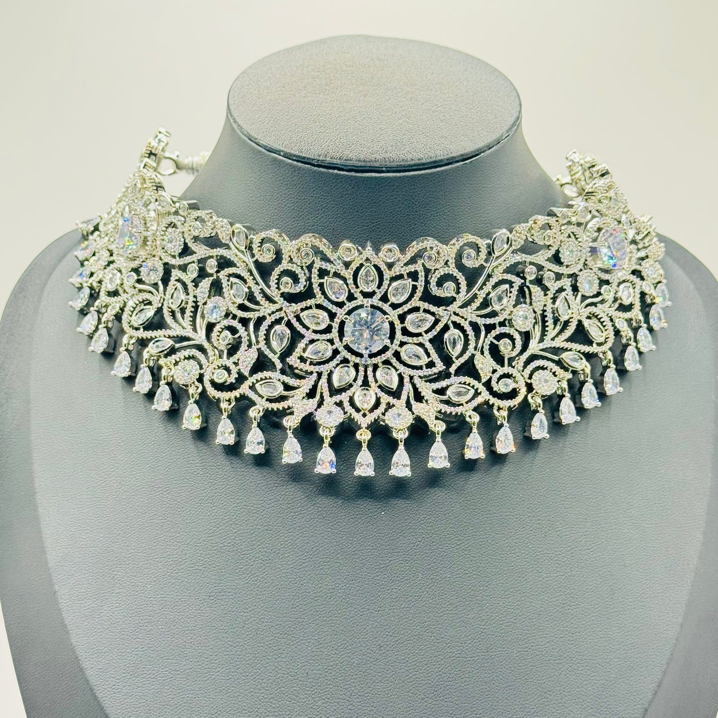 Diamond Choker - Timeless Elegance in Indian Jewelry, USA