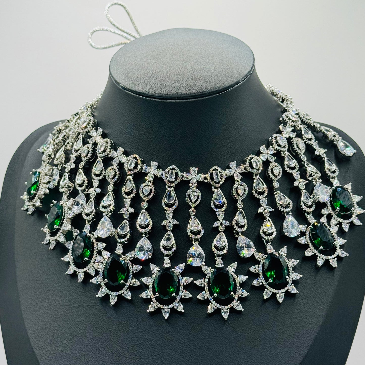 Green Bridal Diamond Set - Elegance and Splendor for Brides in the USA