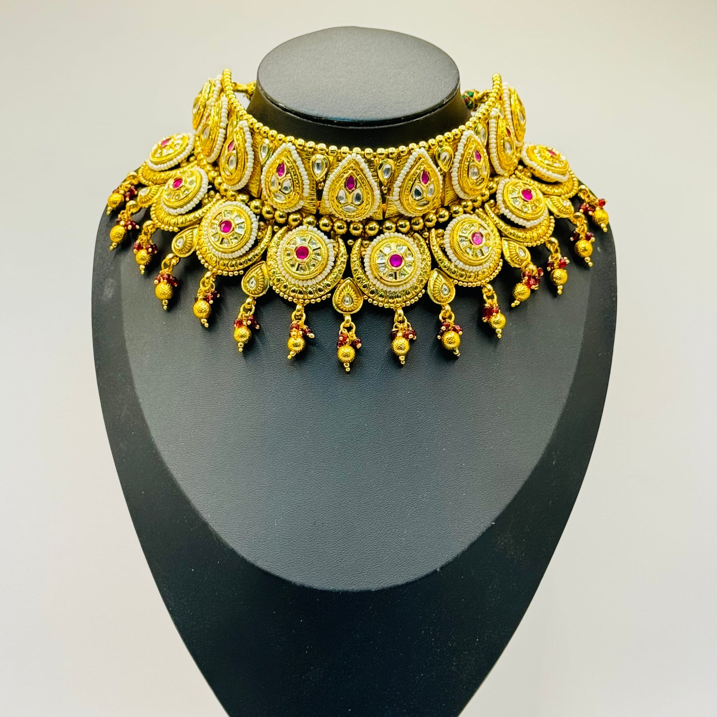 Jodha Bai Gold Choker - A Regal Tribute to Indian Jewelry in USA