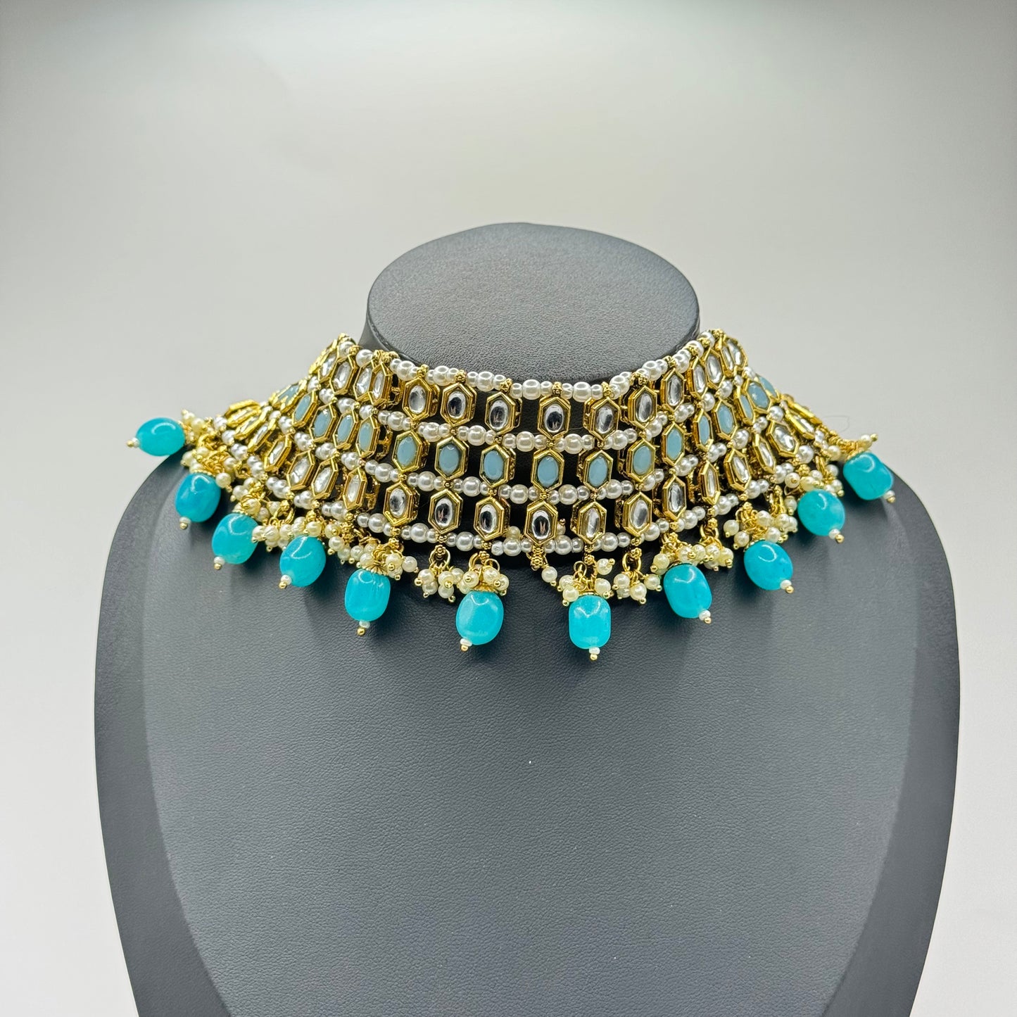 Firoza Kundan Choker - Captivating Elegance in Indian Jewelry, USA