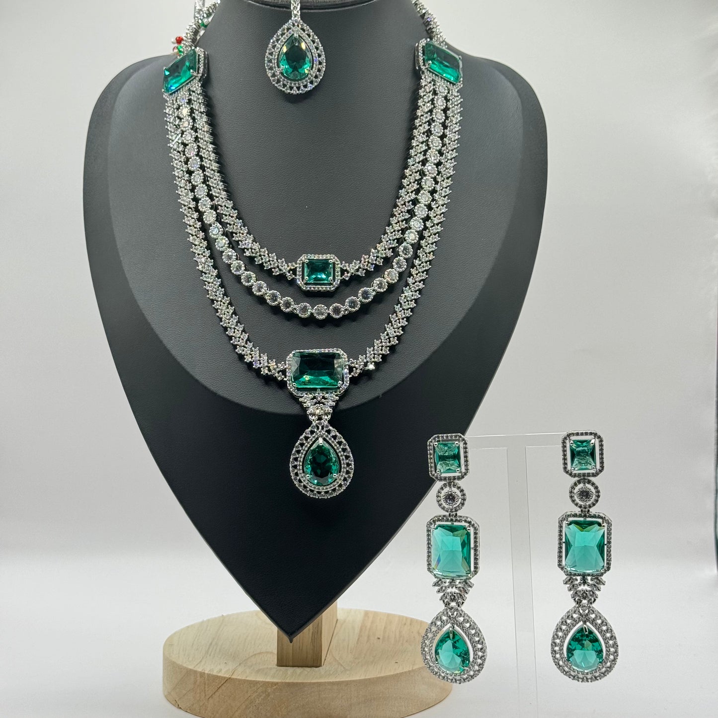 3-Layer Diamond and Solitaire Look Set - Luxurious Opulence in Indian Jewelry, USA