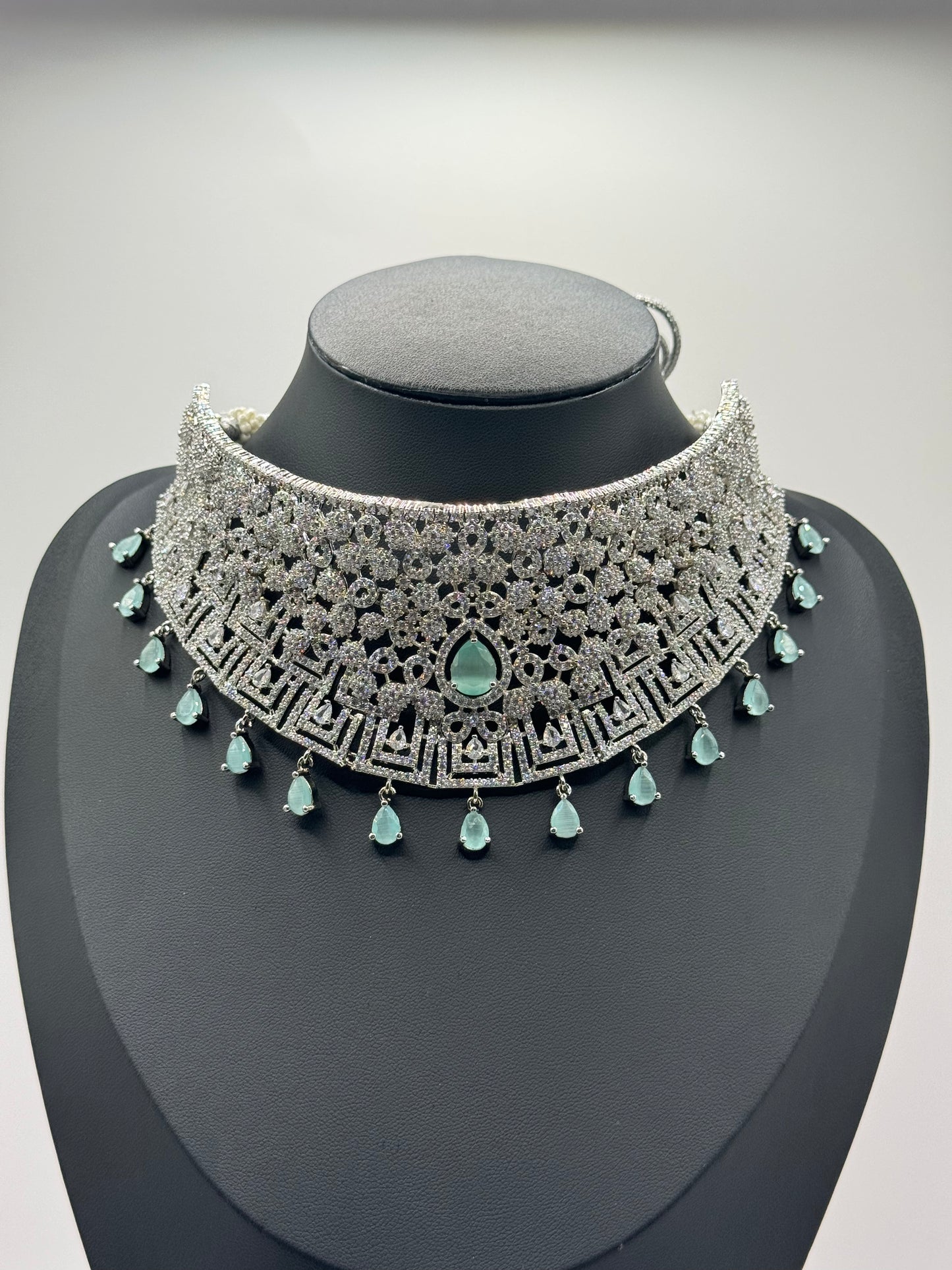 Diamond Mint Choker - Refreshing Elegance in Indian Jewelry, USA