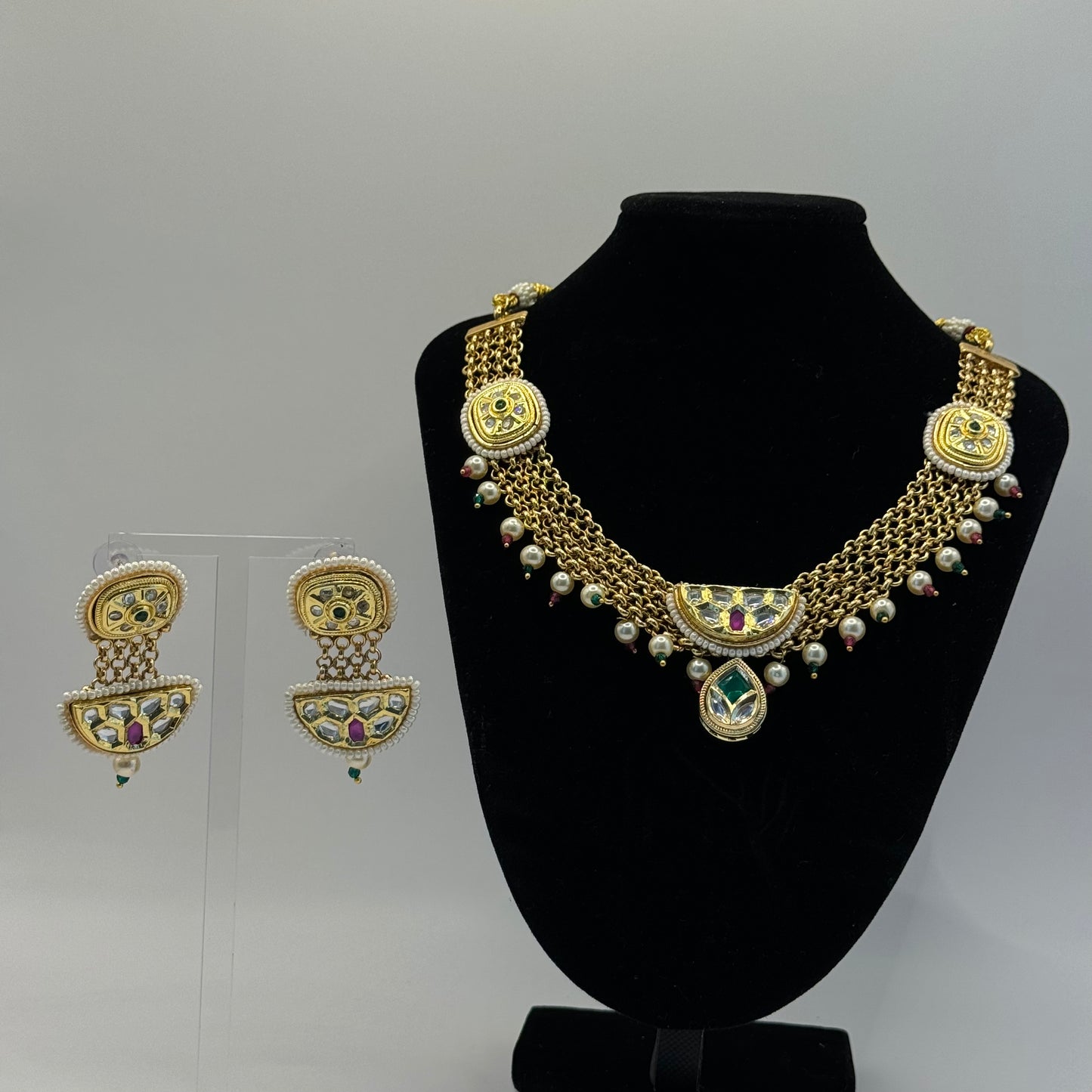 Tanishq Kundan Design Gold Choker - Opulent Beauty in Indian Jewelry, USA