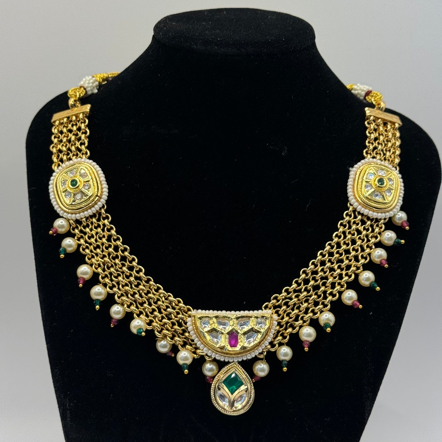 Tanishq Kundan Design Gold Choker - Opulent Beauty in Indian Jewelry, USA