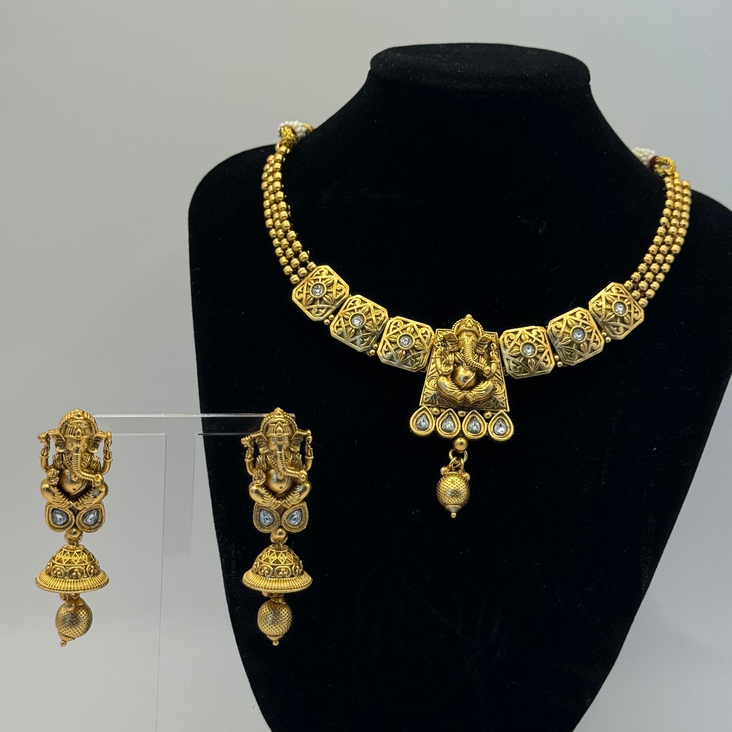 Ganesha Set - Divine Blessings in Indian Jewelry, USA