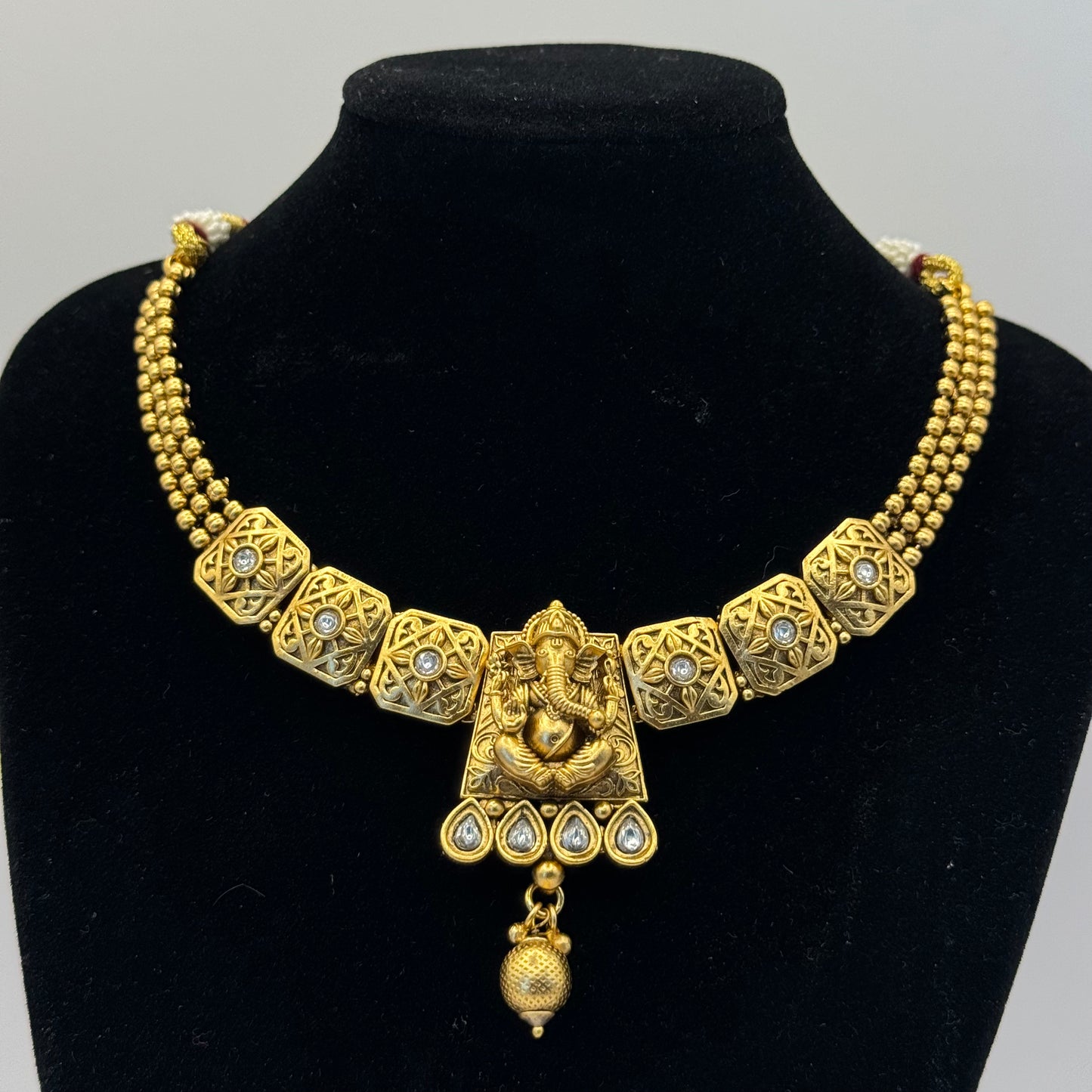 Ganesha Set - Divine Blessings in Indian Jewelry, USA