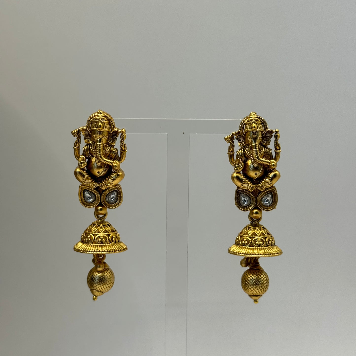 Ganesha Set - Divine Blessings in Indian Jewelry, USA