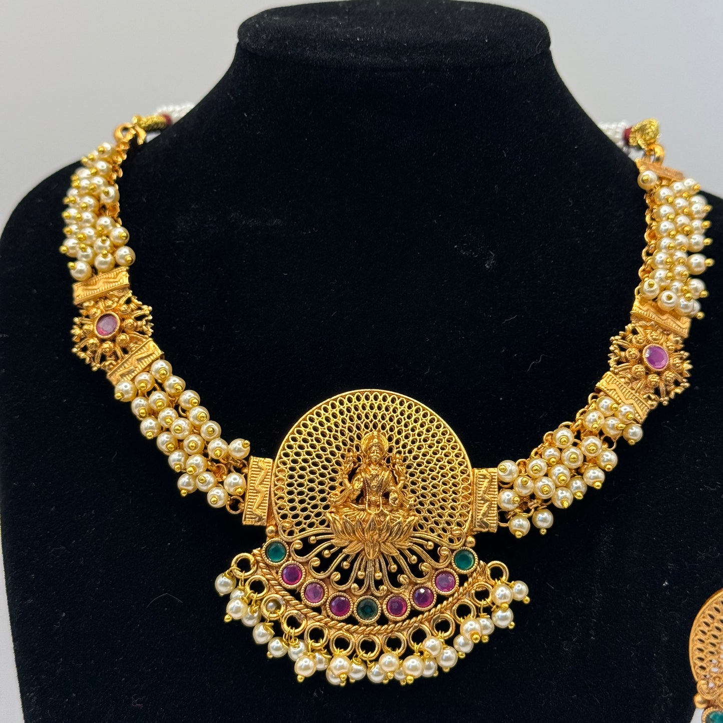 Rose Gold temple  Set - Divine Elegance in Indian Jewelry, USA