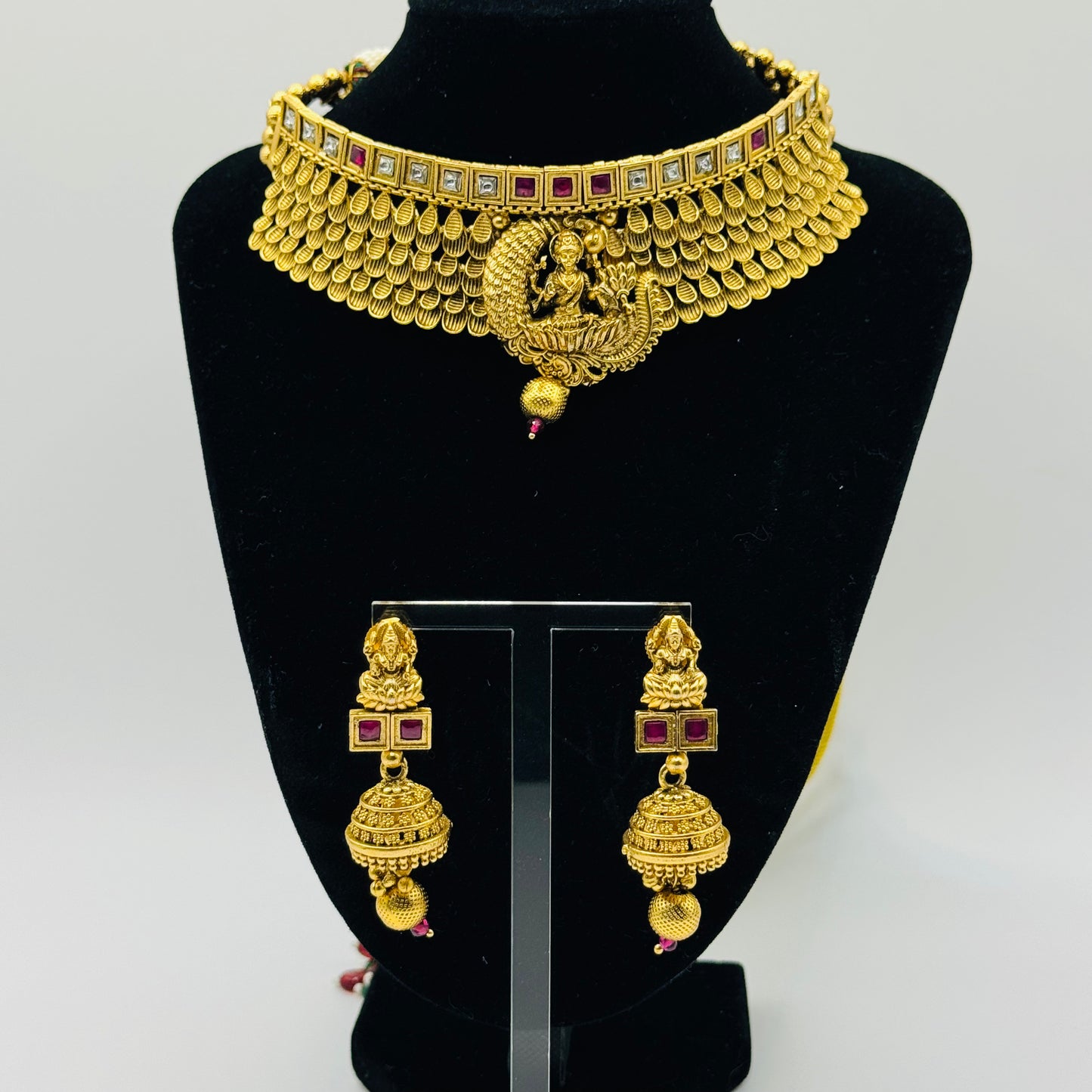 Temple Jewellery Choker - Sacred Elegance in Indian Jewelry, USA