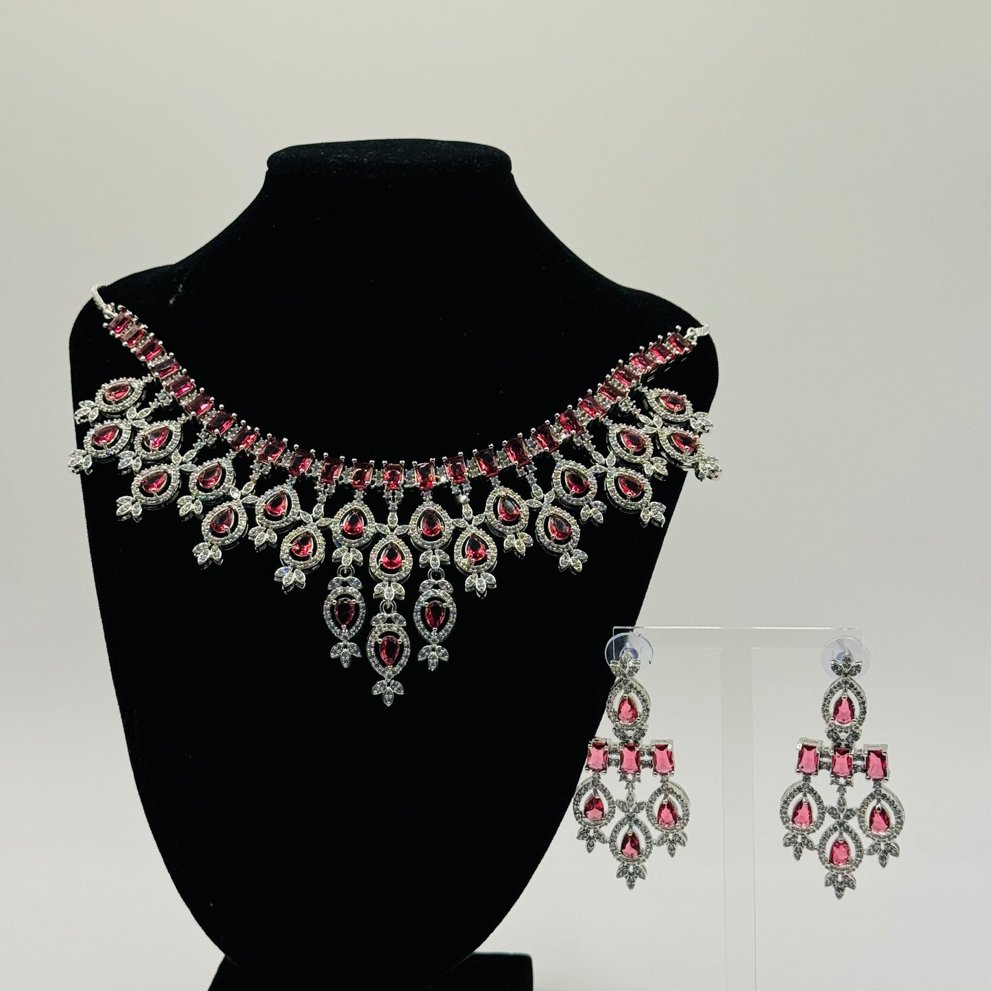 Ruby Diamond Necklace - Timeless Glamour in Indian Jewelry, USA